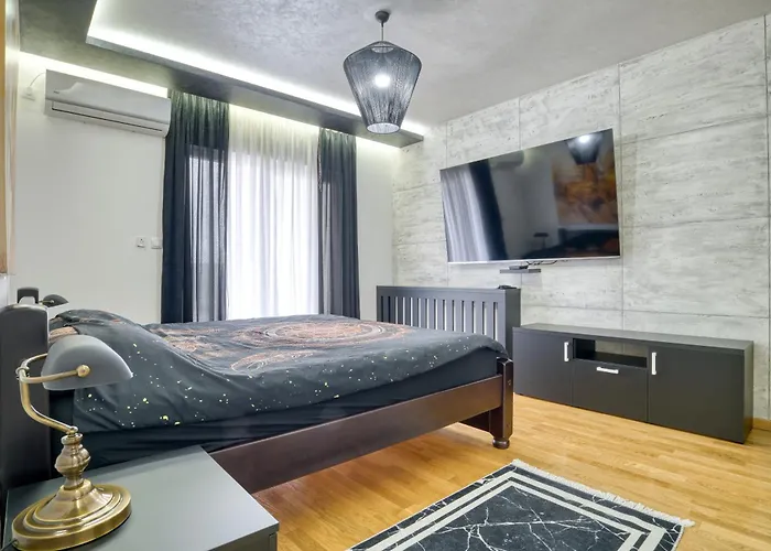 Luxury Veselic דירה *